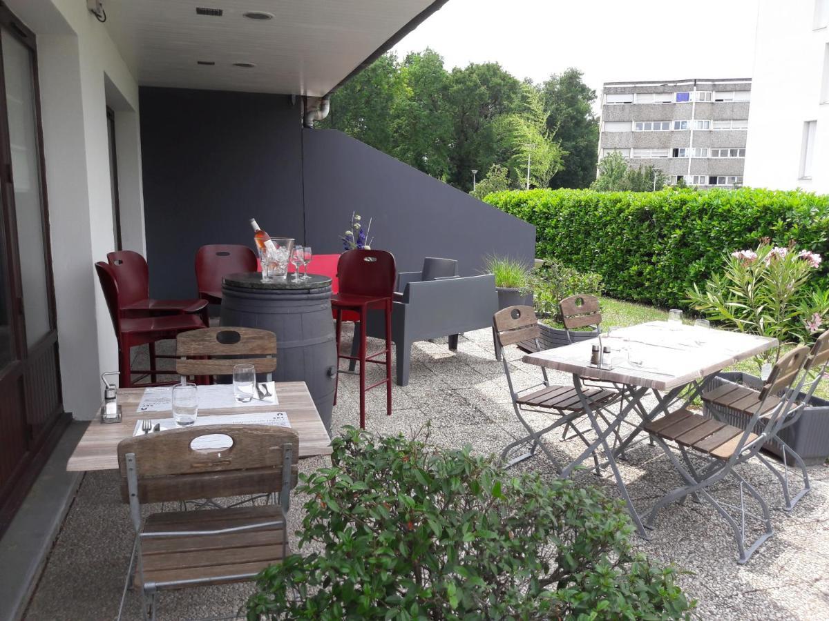 Отель Campanile Bordeaux Ouest - Ле-Буска Экстерьер фото